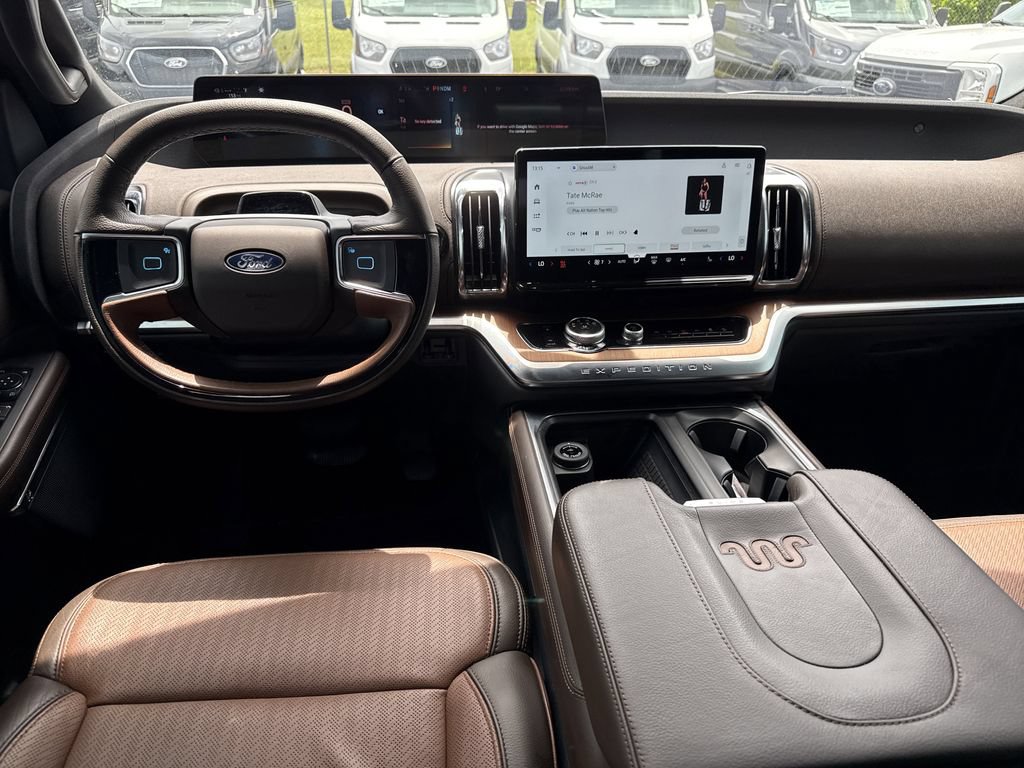 Used 2025 Ford Expedition Max King Ranch AWD/4WD image 22