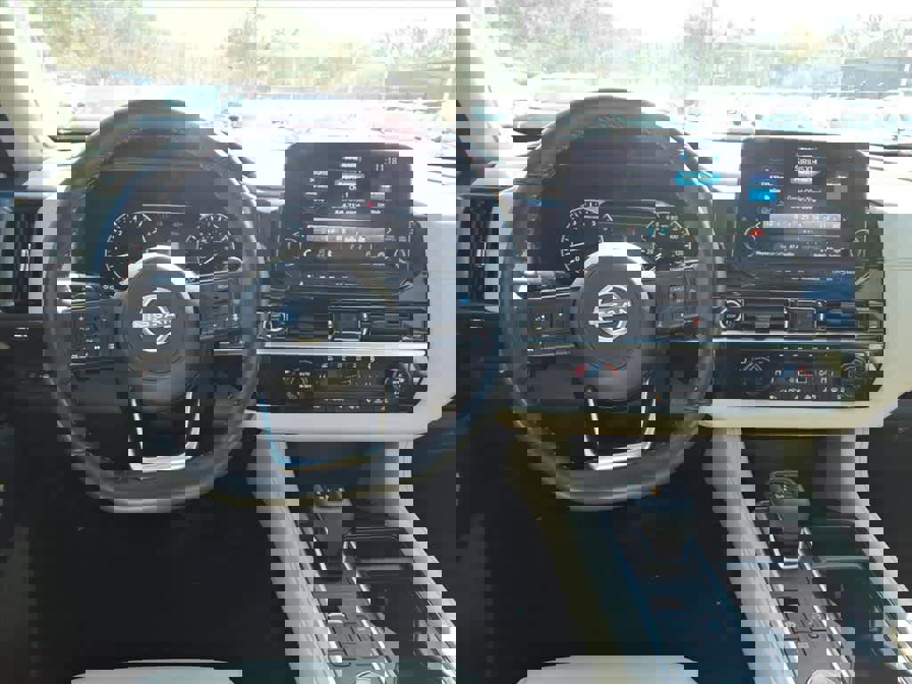 Certified 2024 Nissan Pathfinder SL w/ SL Premium Package image 16