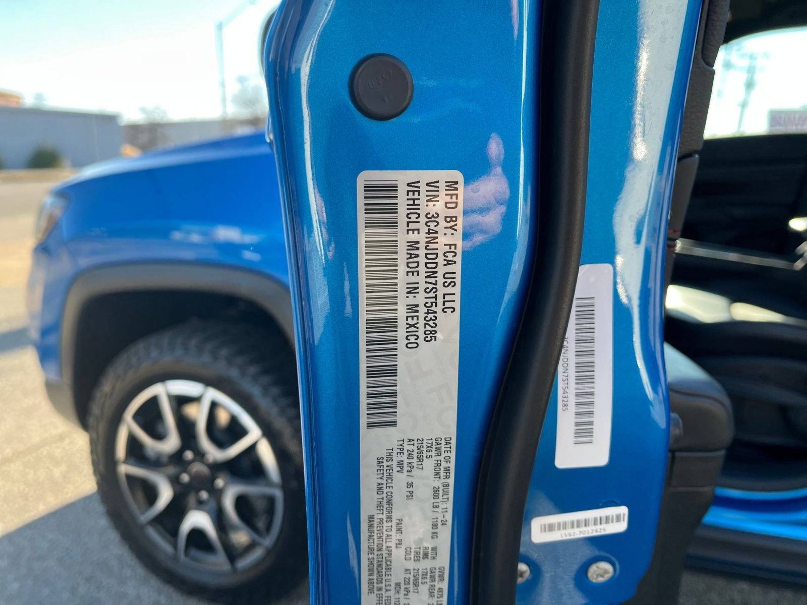 Used 2025 Jeep Compass Trailhawk image 28