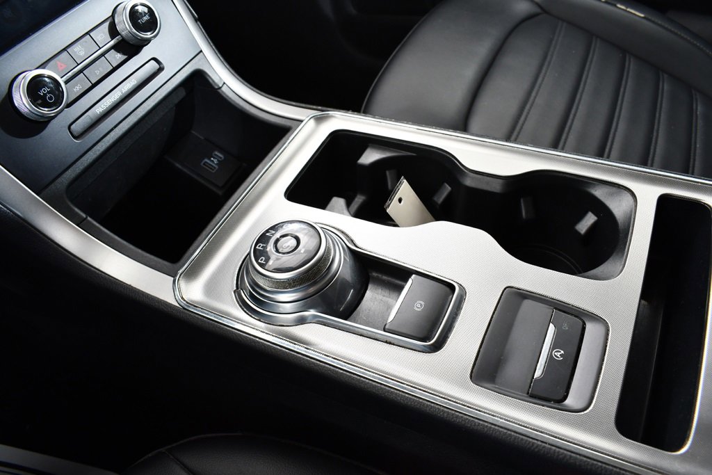 Used 2022 Ford Edge SEL w/ Convenience Package image 30