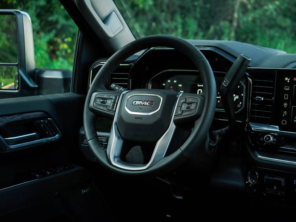 New 2026 GMC Sierra 3500 SLT w/ SLT Premium Package image 14