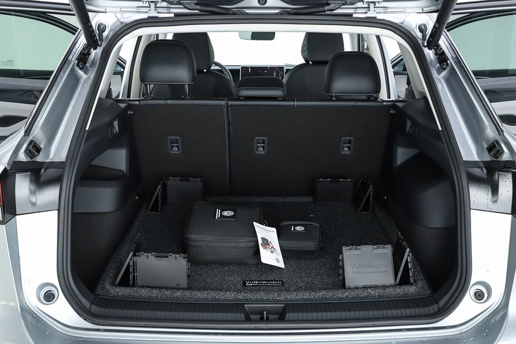 New 2026 Volkswagen Tiguan SE image 66