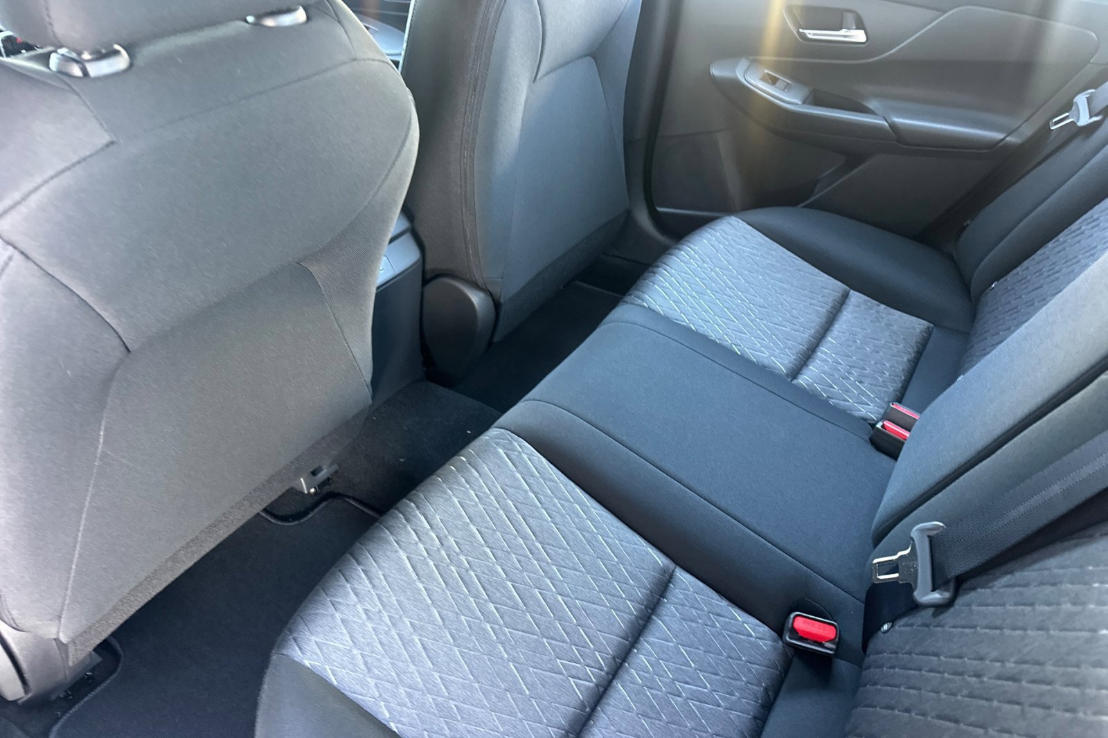 New 2027 Nissan Sentra SV FWD image 14