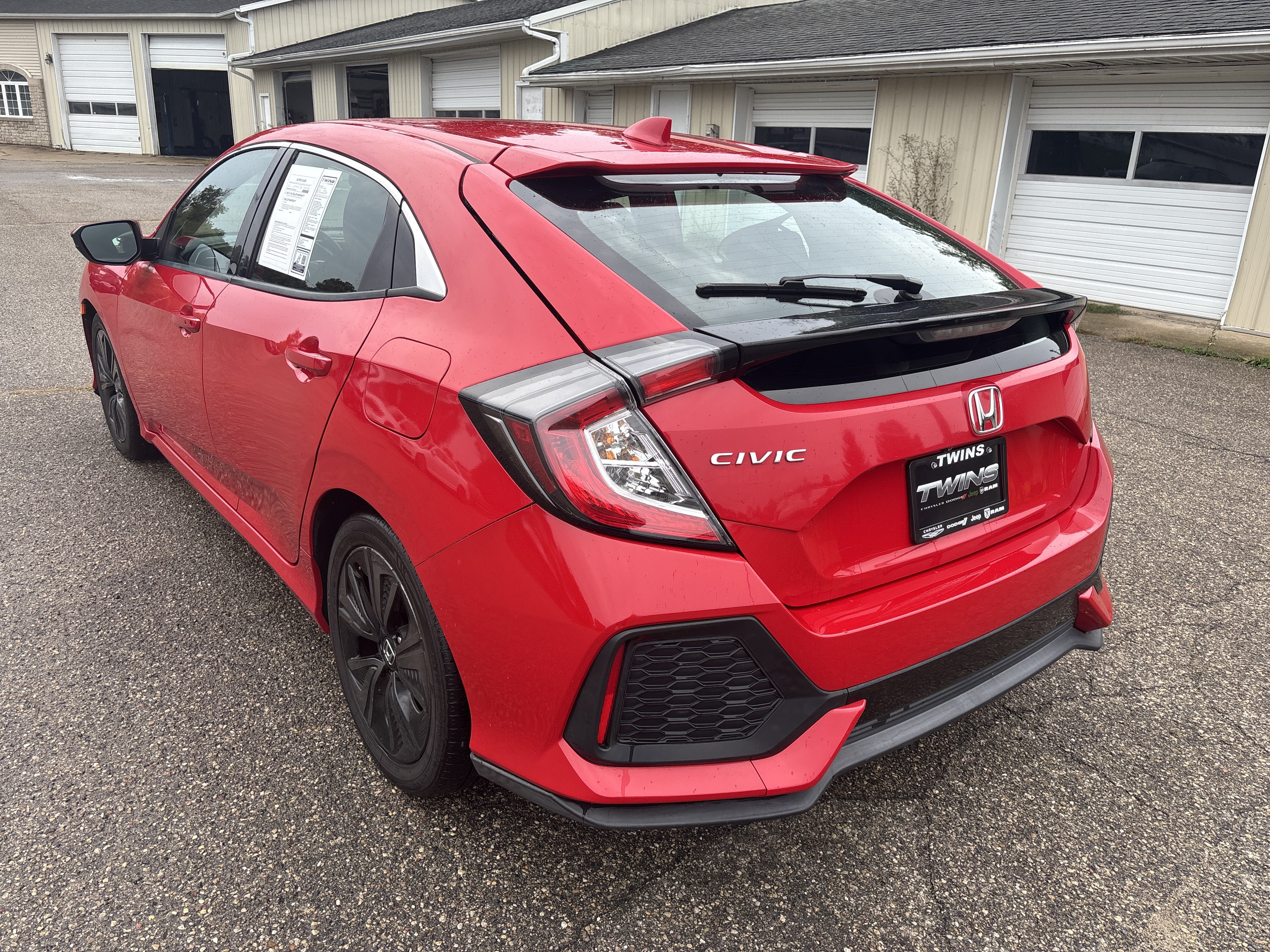 Used 2018 Honda Civic EX-L image 9