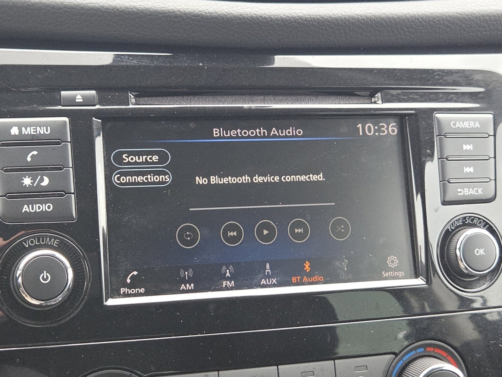 Used 2019 Nissan Rogue S image 5