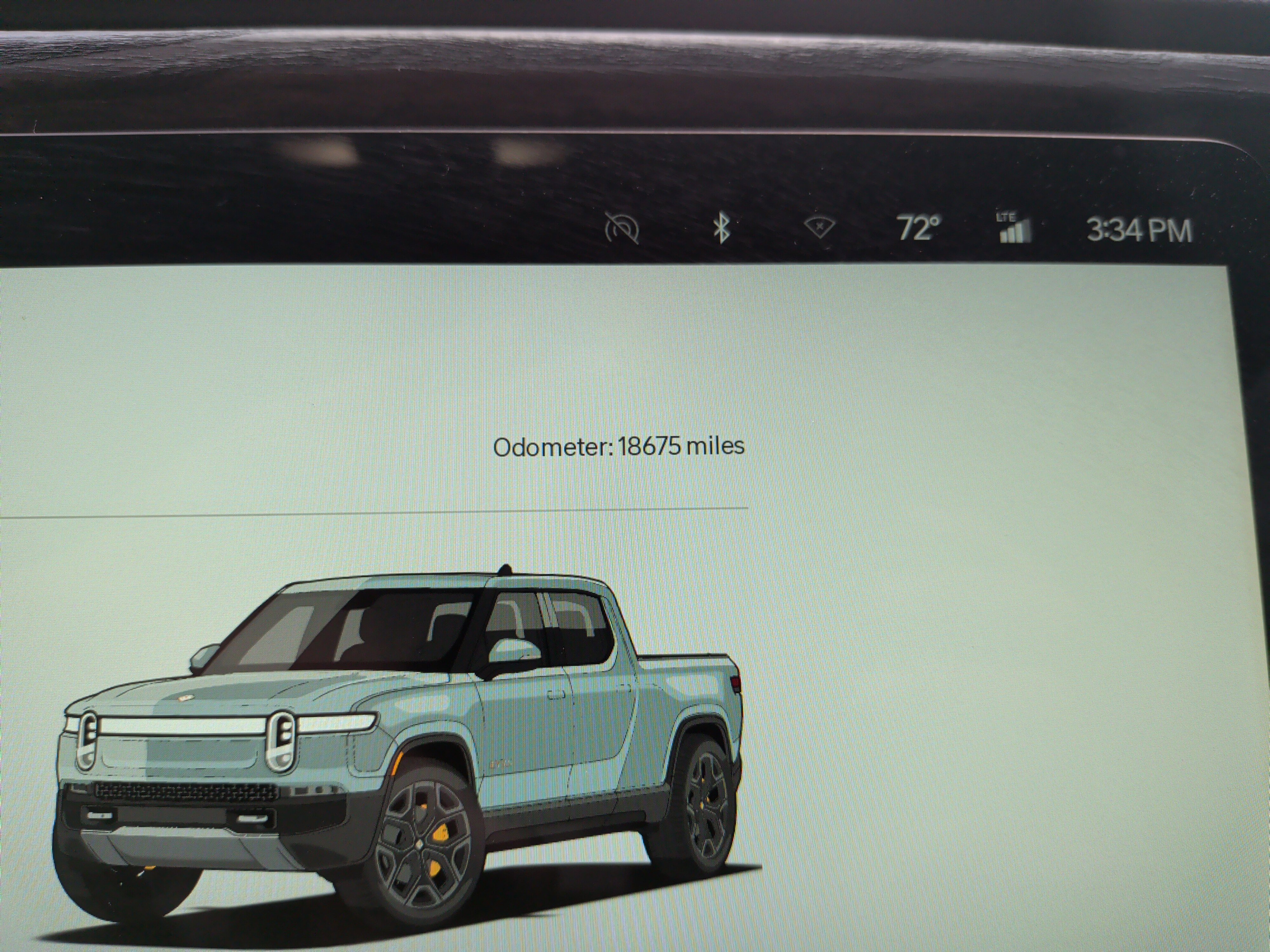 Used 2023 Rivian R1T Adventure image 18