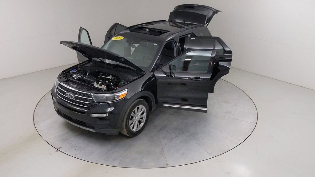 Certified 2023 Ford Explorer XLT w/ Equipment Group 202A image 46
