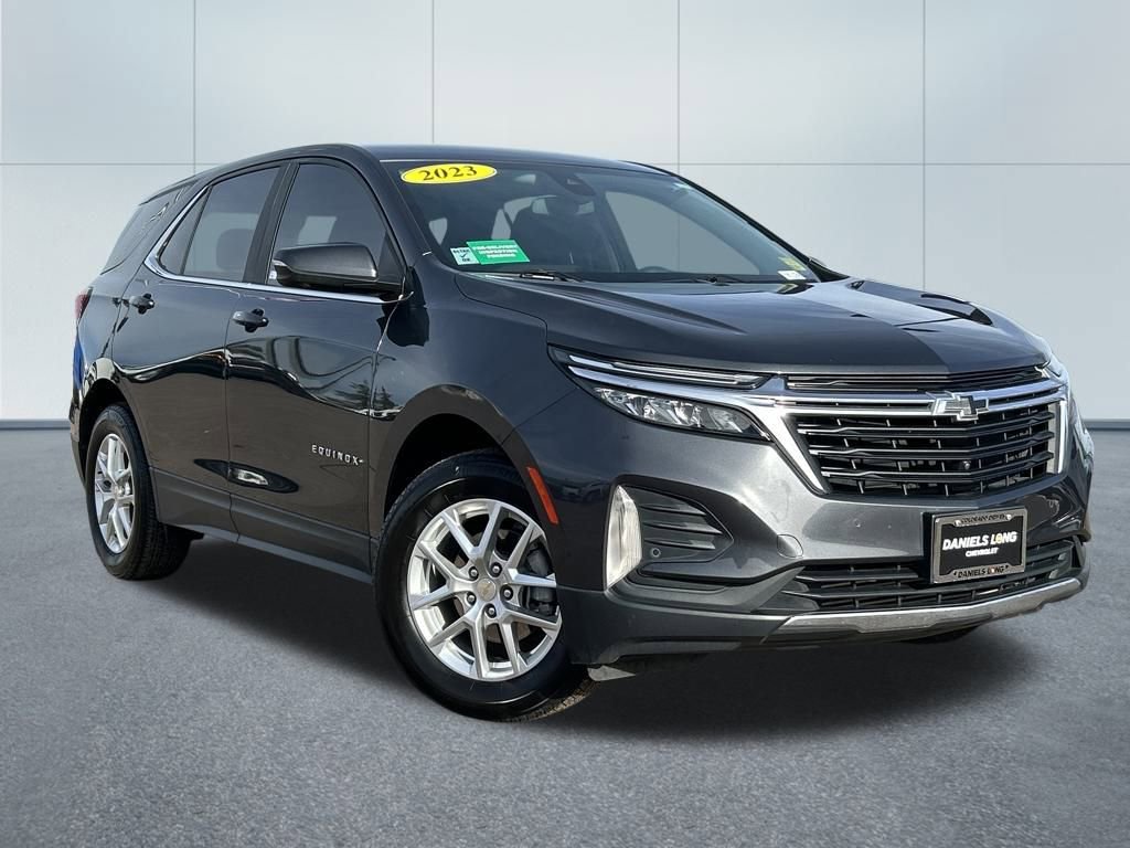 Used 2023 Chevrolet Equinox LT image 36