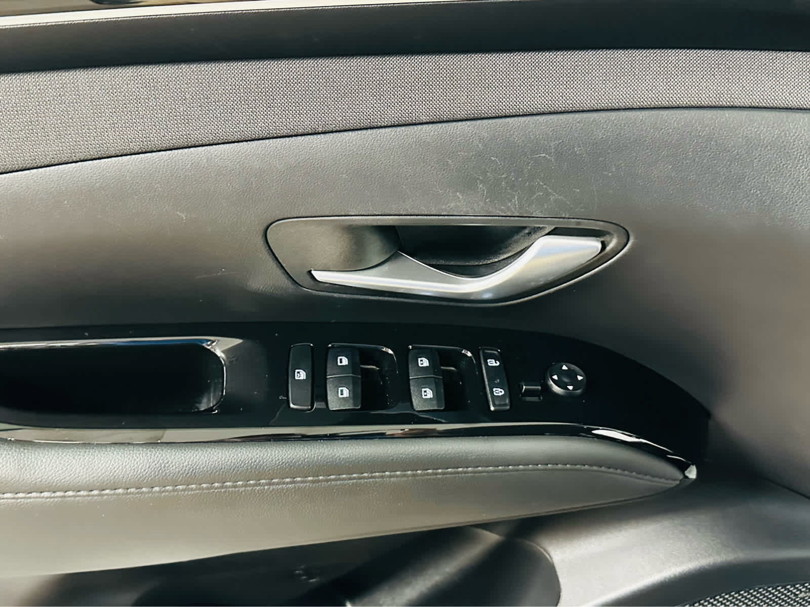 Used 2023 Hyundai Tucson Limited AWD/4WD image 22