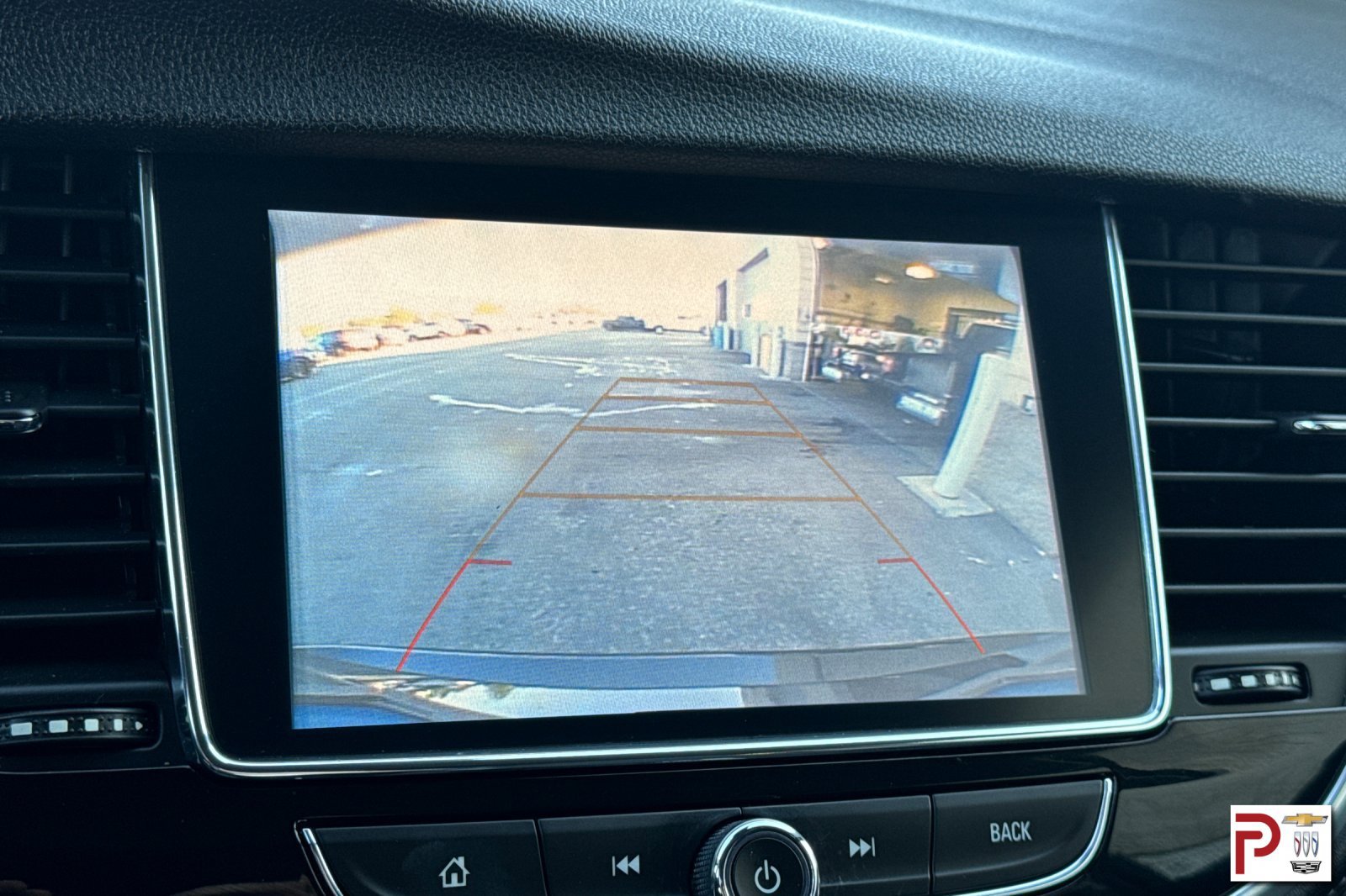 Certified 2020 Buick Encore Preferred w/ Safety Package FWD image 23