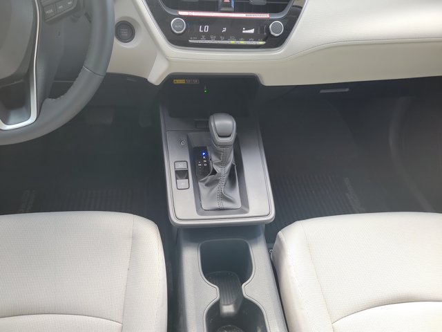 Used 2026 Toyota Corolla Cross LE w/ Moonroof Package FWD image 19