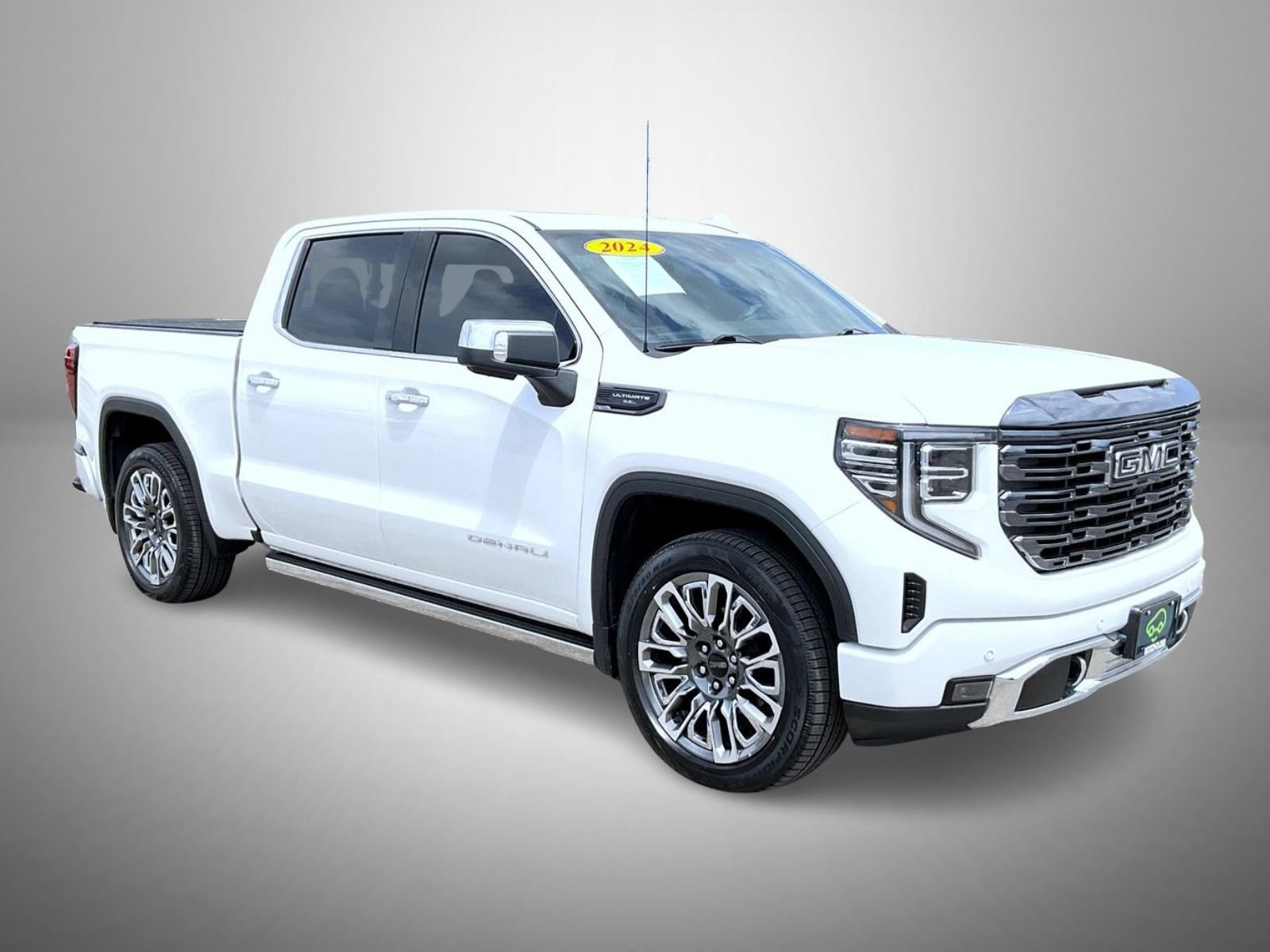 Certified 2024 GMC Sierra 1500 Denali Ultimate AWD/4WD image 3