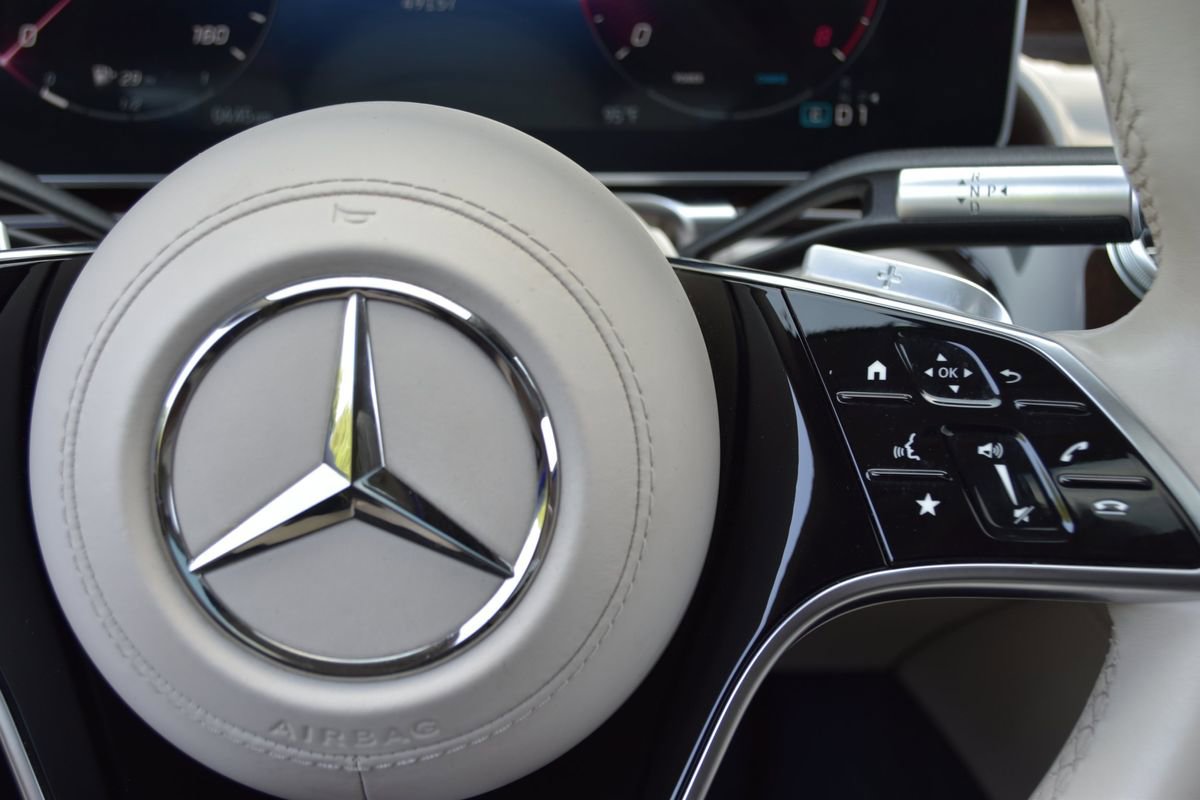 Used 2023 Mercedes-Benz S 500 4MATIC image 24