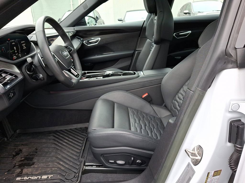Used 2023 Audi e-tron GT Premium Plus w/ Performance Package image 14