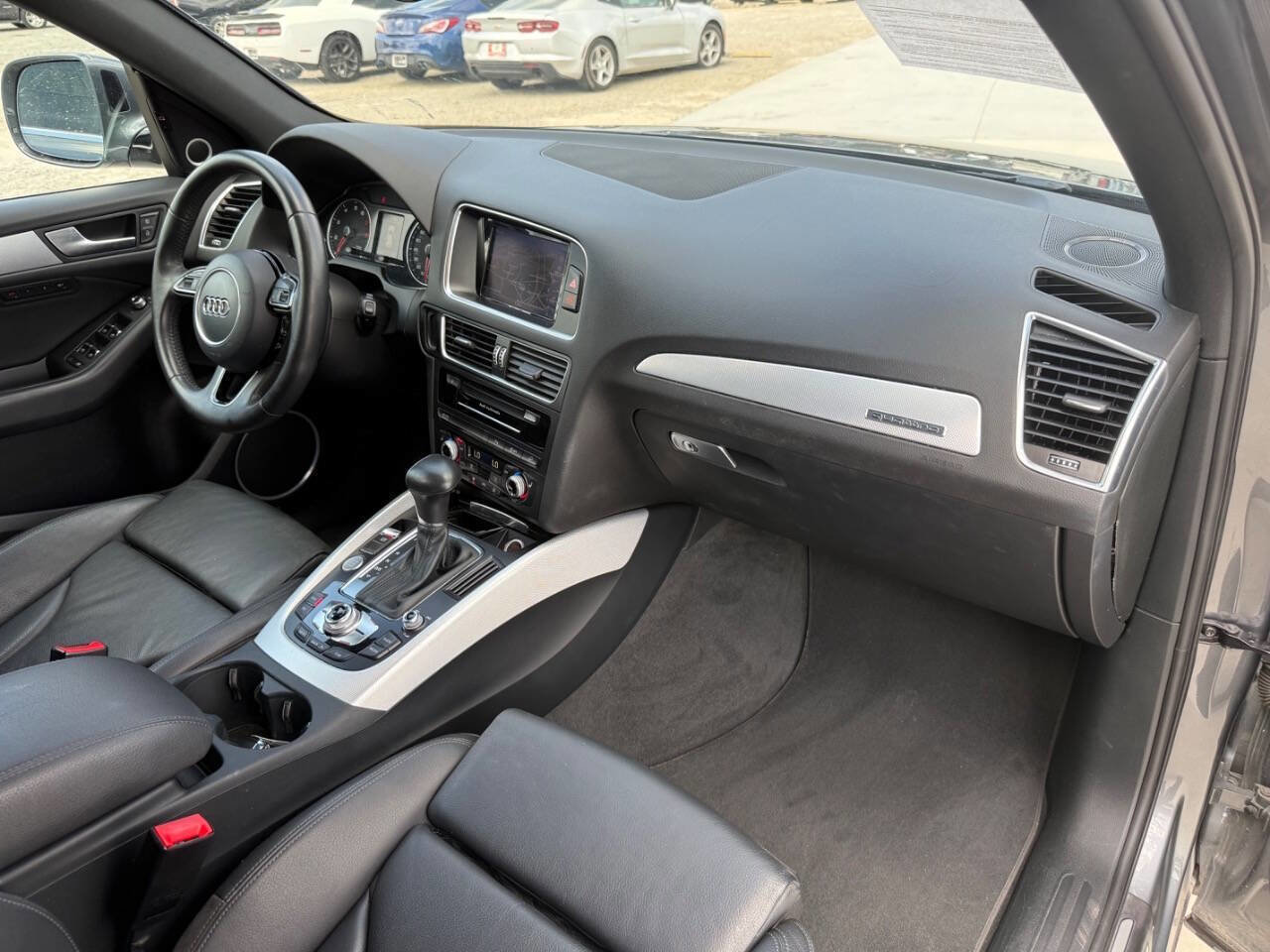 Used 2017 Audi Q5 2.0T Premium Plus w/ Technology Package image 32