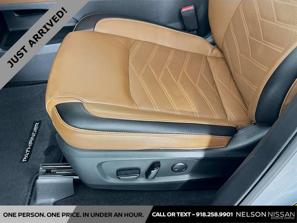 Used 2024 Nissan Pathfinder Platinum w/ Cargo Package image 20