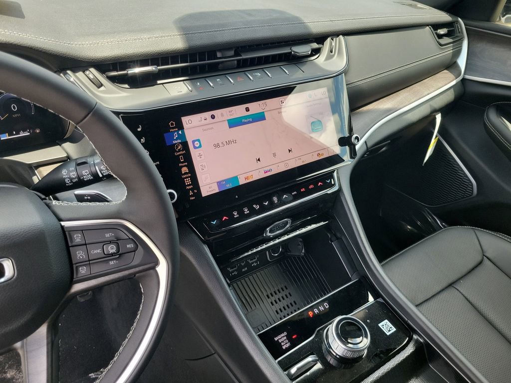 New 2026 Jeep Grand Cherokee L Limited AWD/4WD image 27