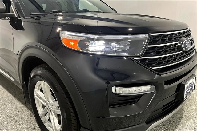 Used 2023 Ford Explorer XLT image 33