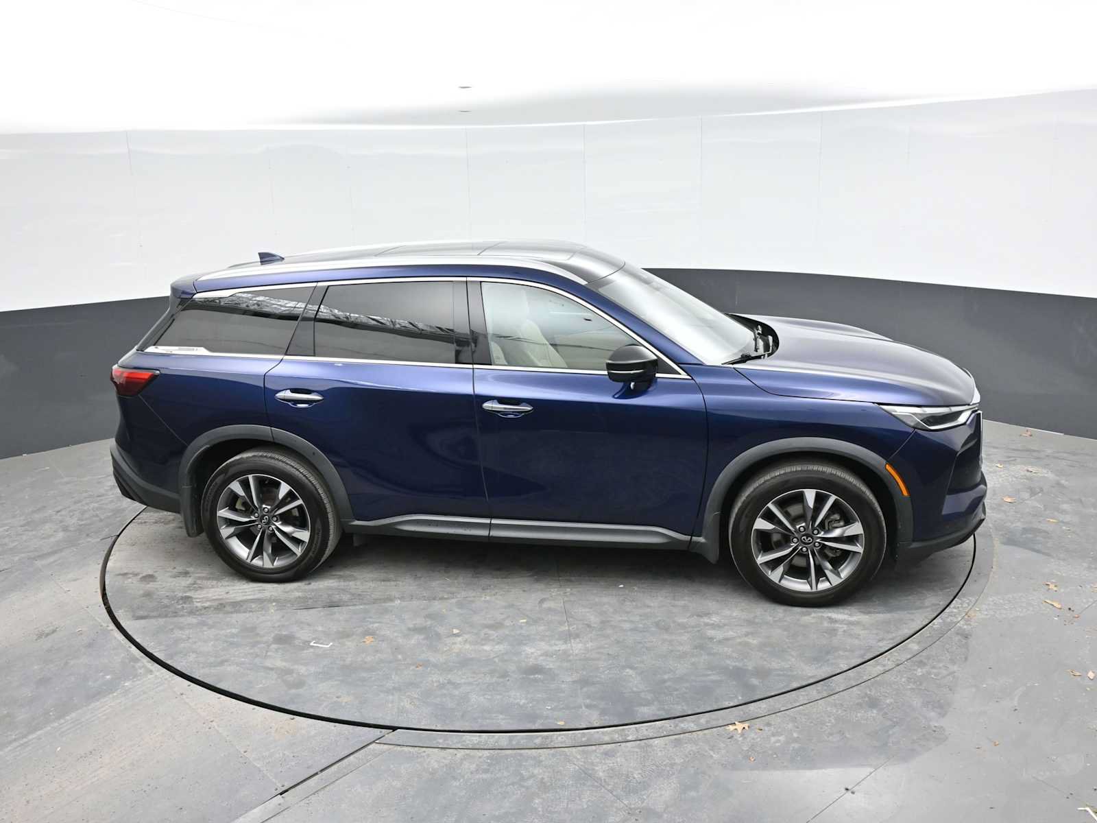 Used 2023 INFINITI QX60 Luxe w/ Cargo Package AWD/4WD image 42