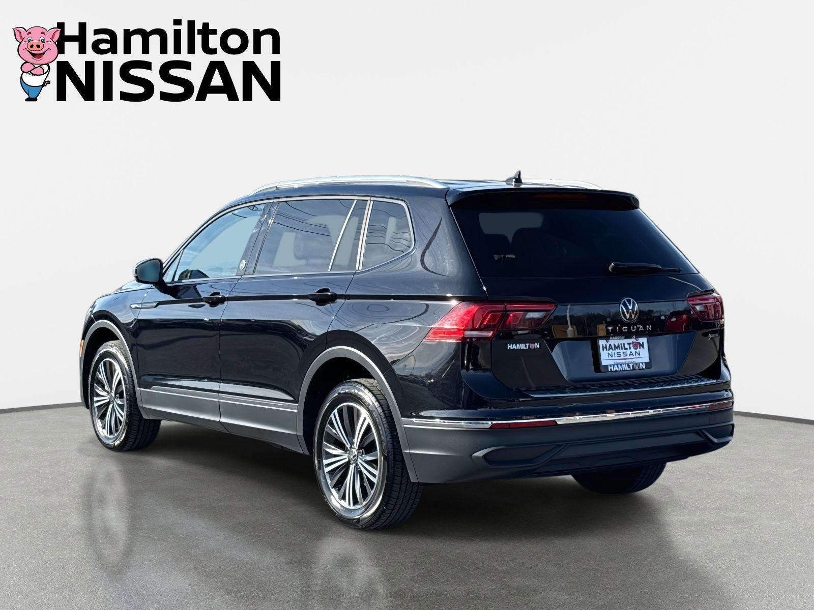 Used 2024 Volkswagen Tiguan SE image 4