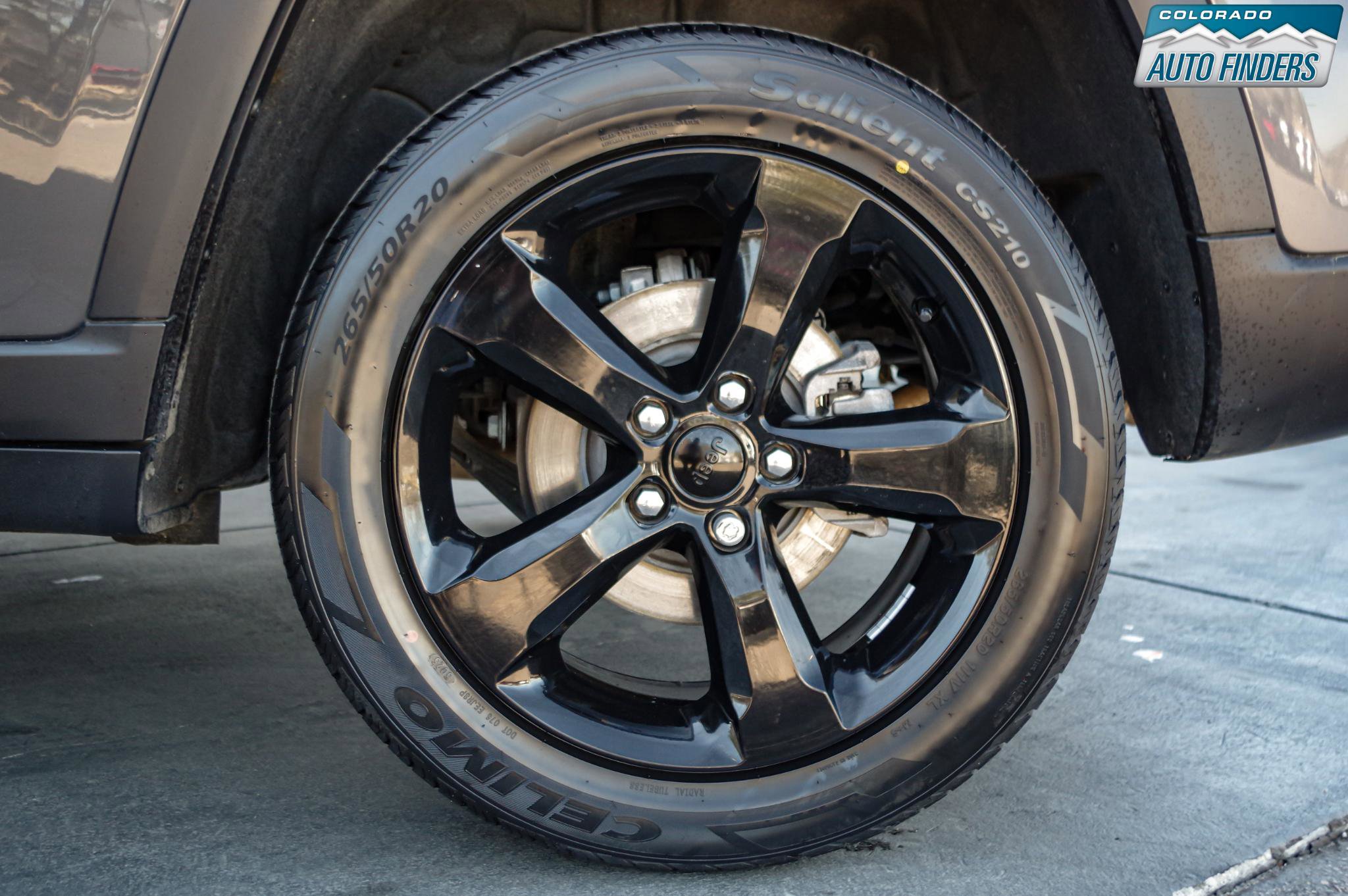 Used 2023 Jeep Grand Cherokee Altitude AWD/4WD image 27