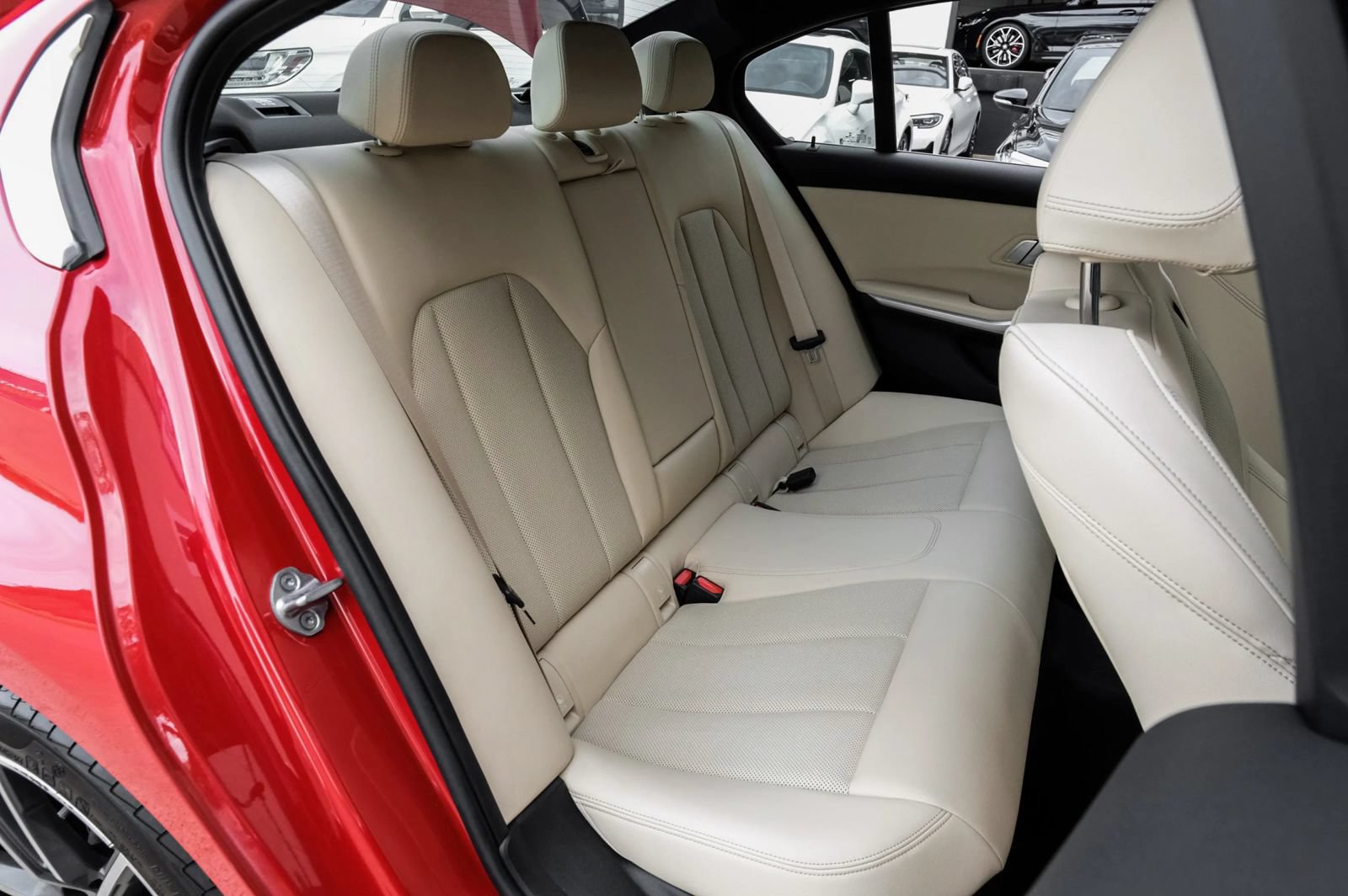 Used 2022 BMW 330i Sedan w/ Driving Assistance Package RWD image 45