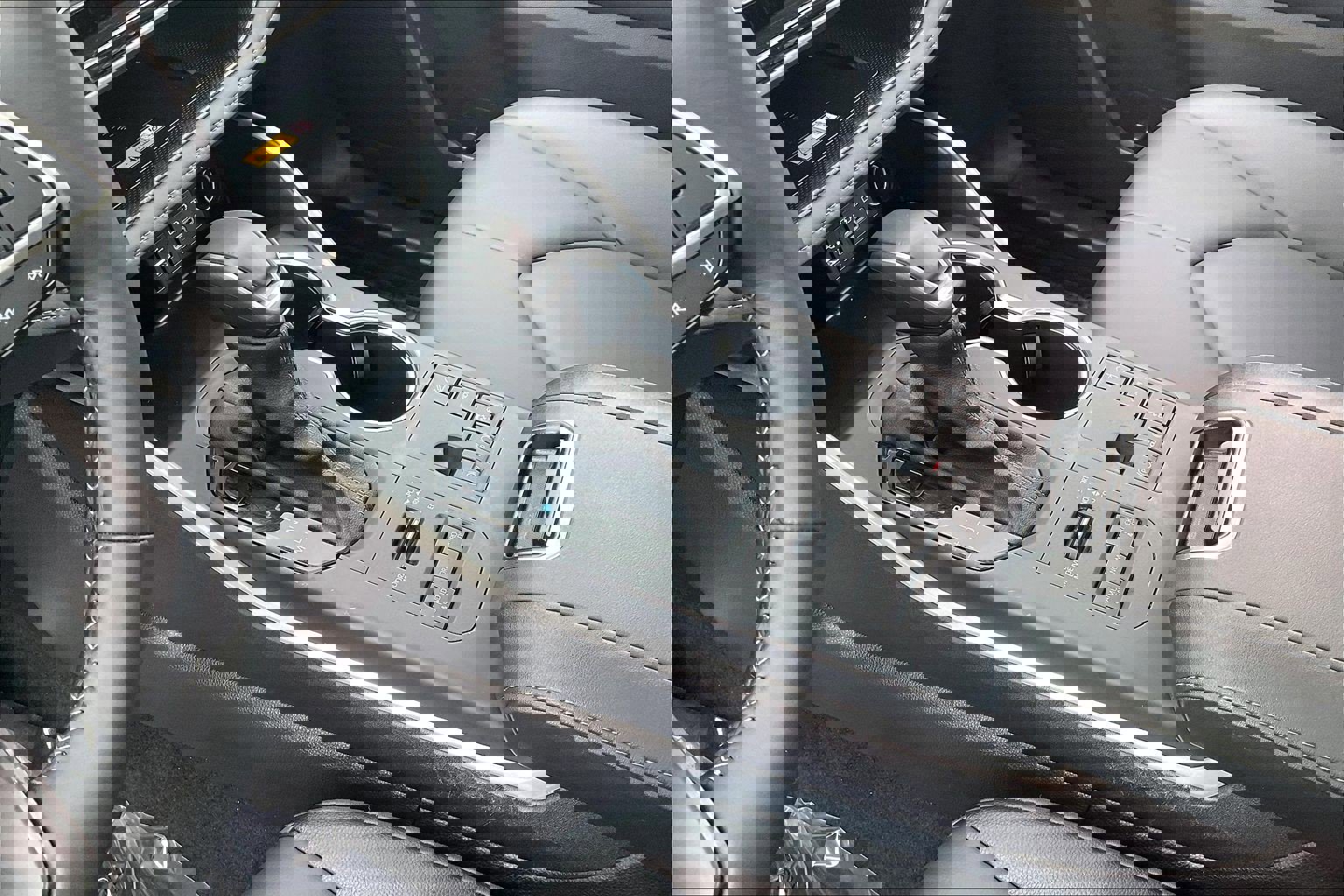 Used 2025 Toyota Highlander XLE image 22