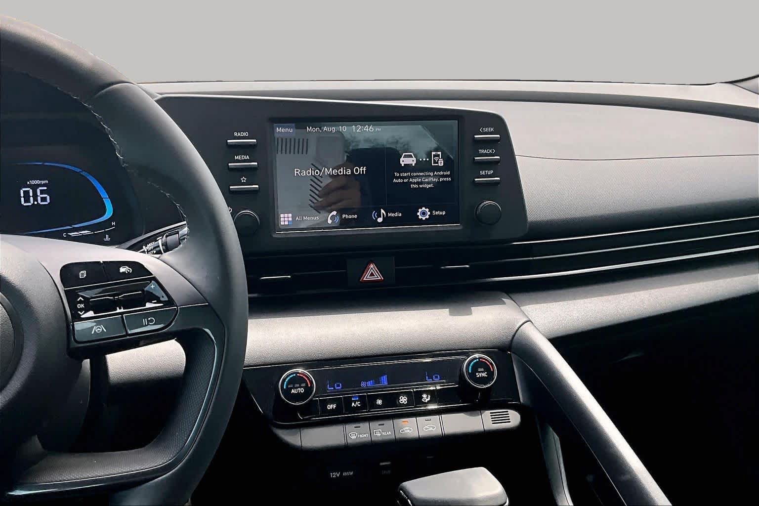 Used 2026 Hyundai Elantra Sport FWD image 7