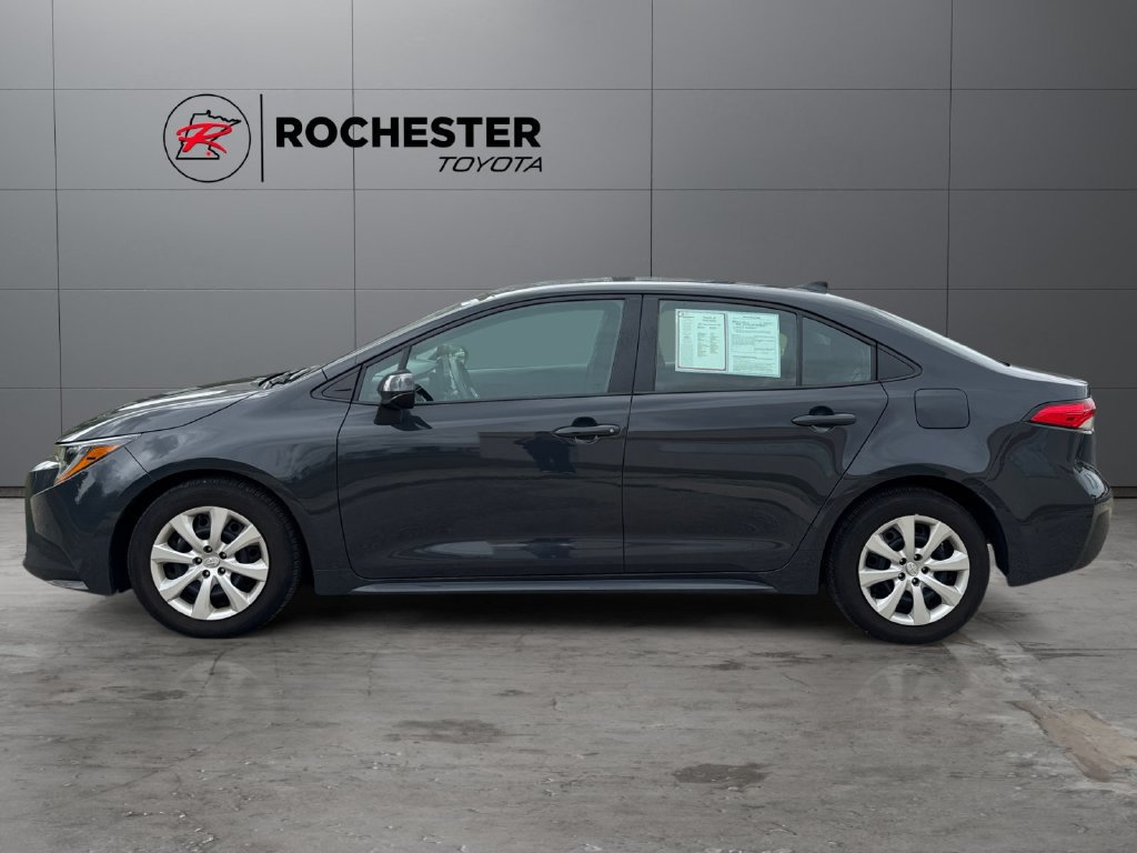 Certified 2025 Toyota Corolla LE FWD image 2
