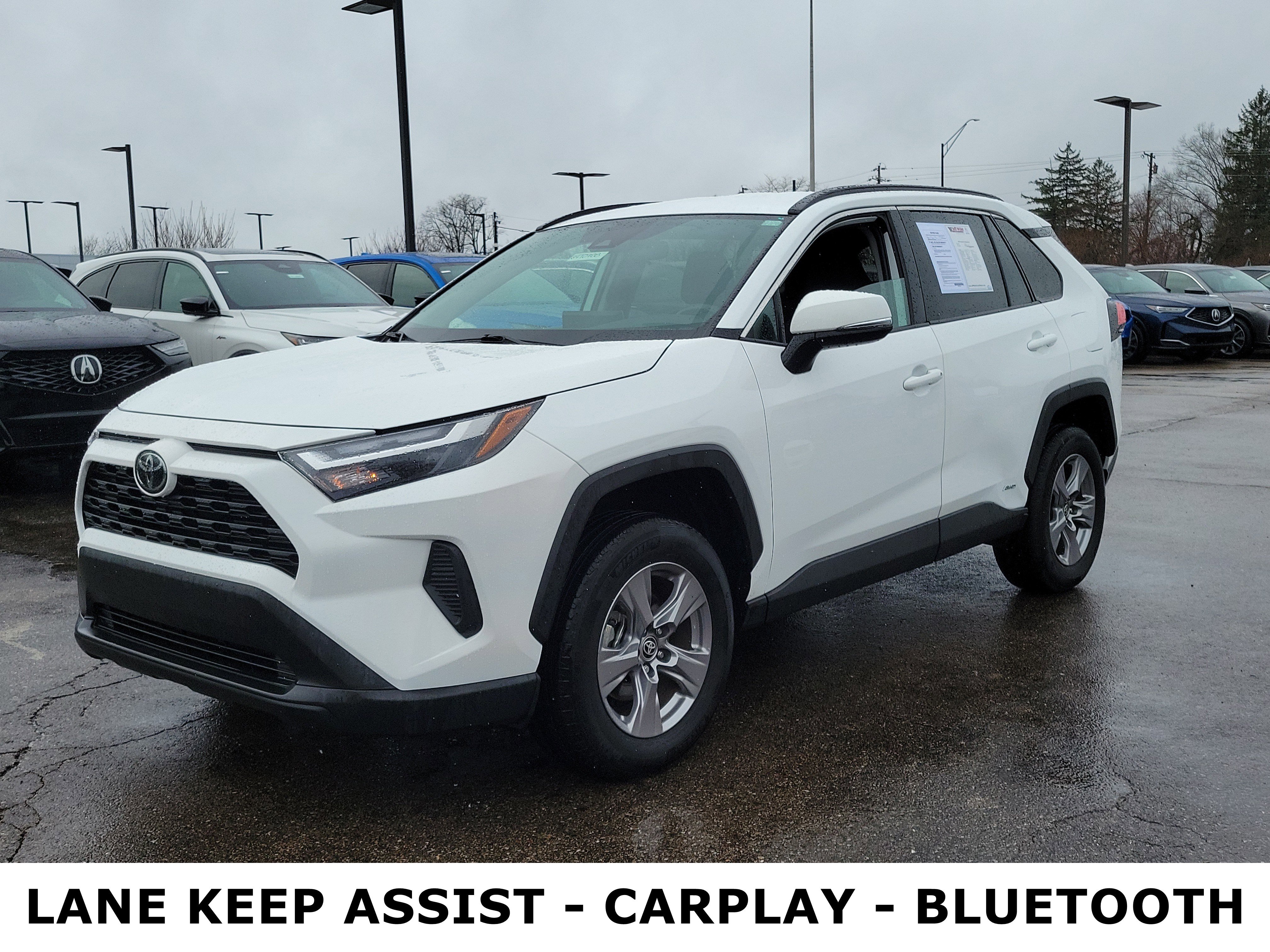 Used 2025 Toyota RAV4 XLE image 2