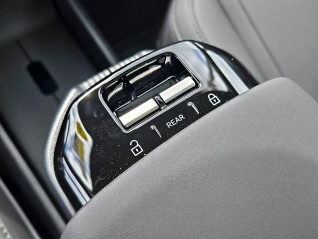 New 2026 Volvo EX30 Cross Country Ultra AWD/4WD image 28