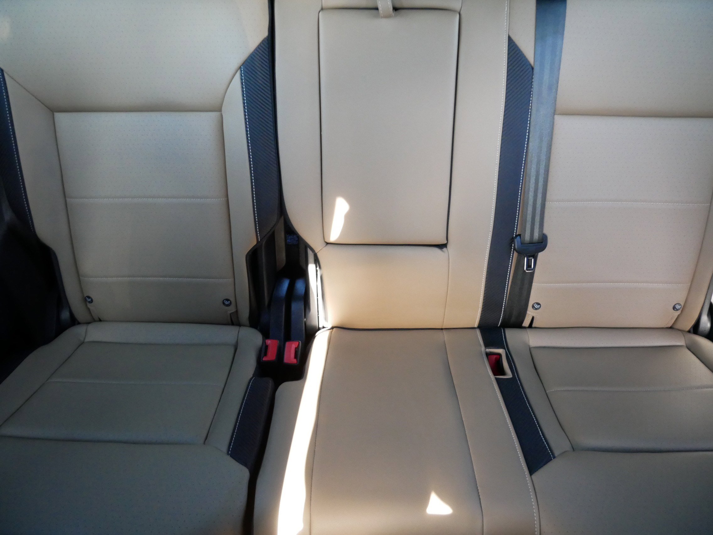 Certified 2021 Volkswagen Atlas Cross Sport SE w/ Panoramic Sunroof Package image 13