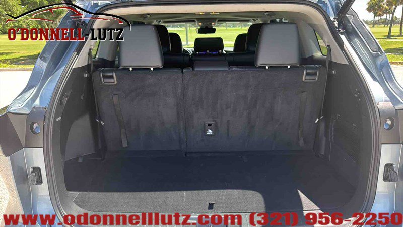 Used 2023 Toyota Highlander XLE FWD image 6