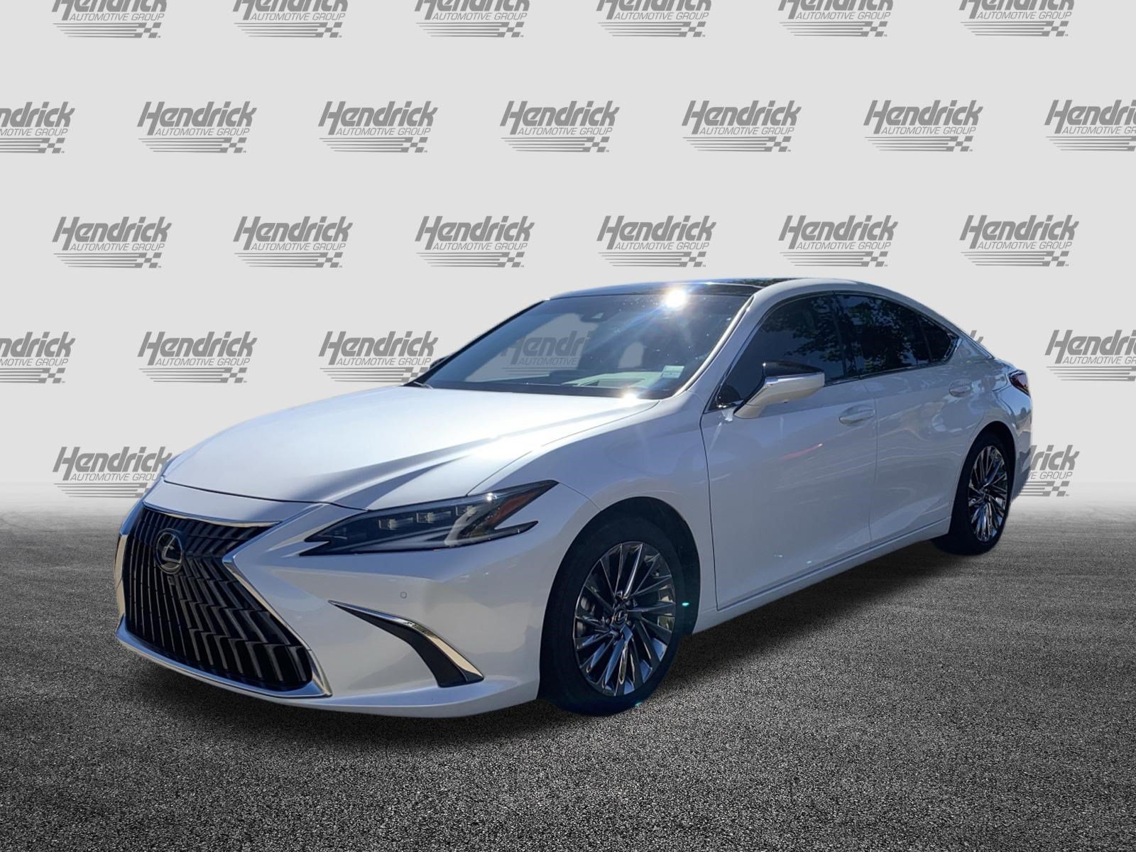 Used 2025 Lexus ES 350 Ultra Luxury FWD image 5
