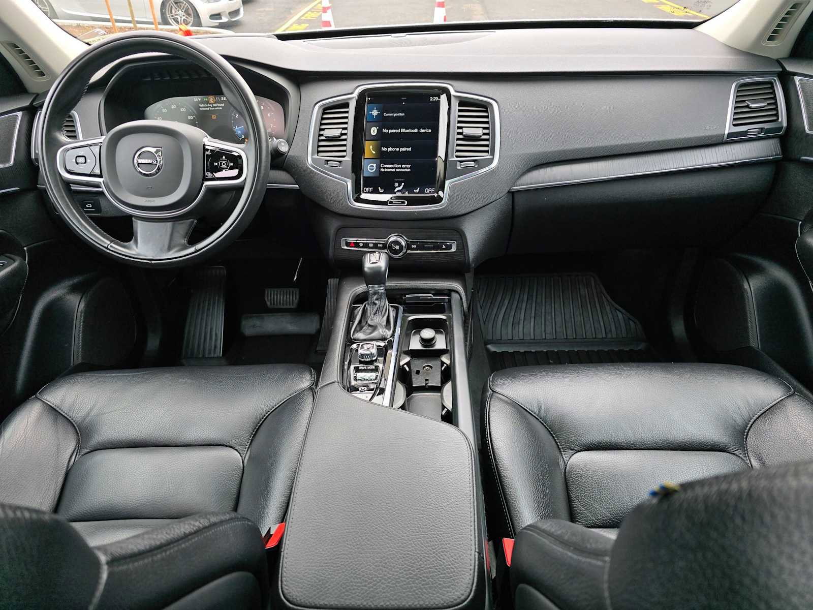 Used 2020 Volvo XC90 T6 Momentum AWD/4WD image 19