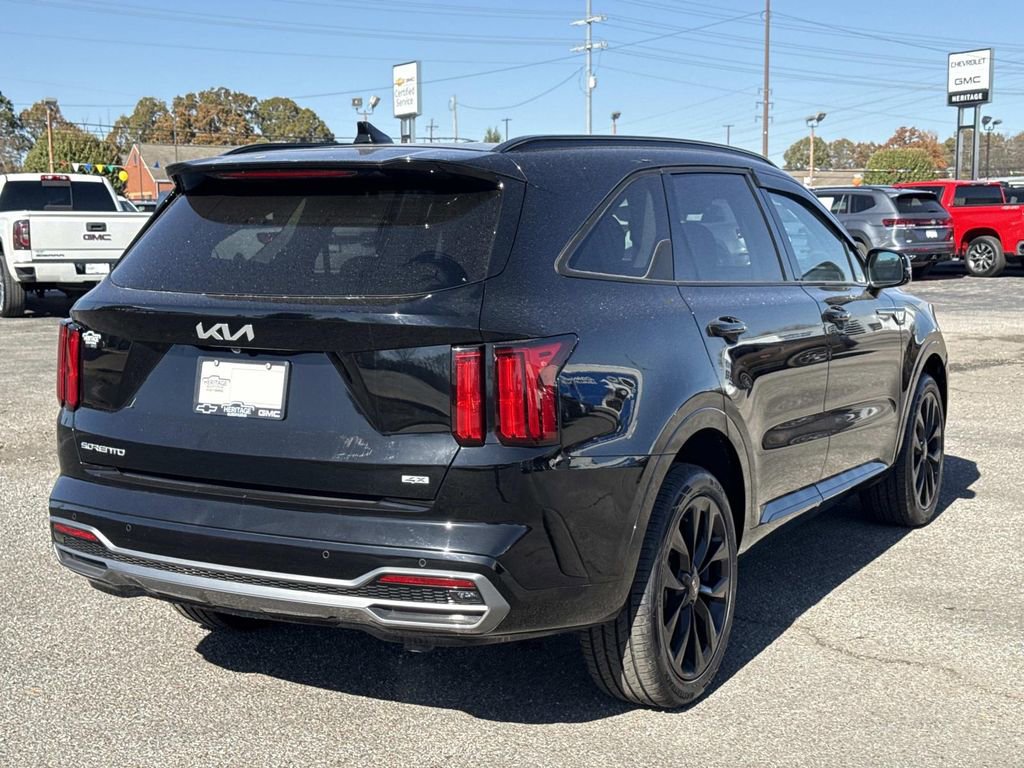 Used 2023 Kia Sorento SX image 7