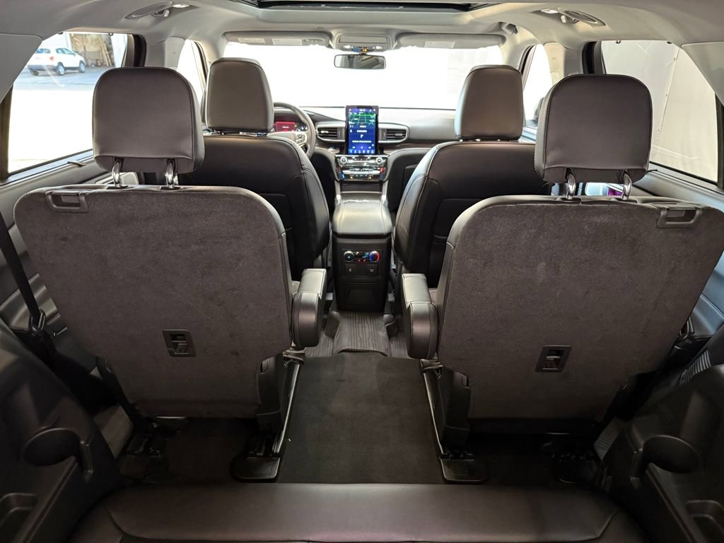 Used 2023 Ford Explorer Limited w/ Limited Technology Package image 22