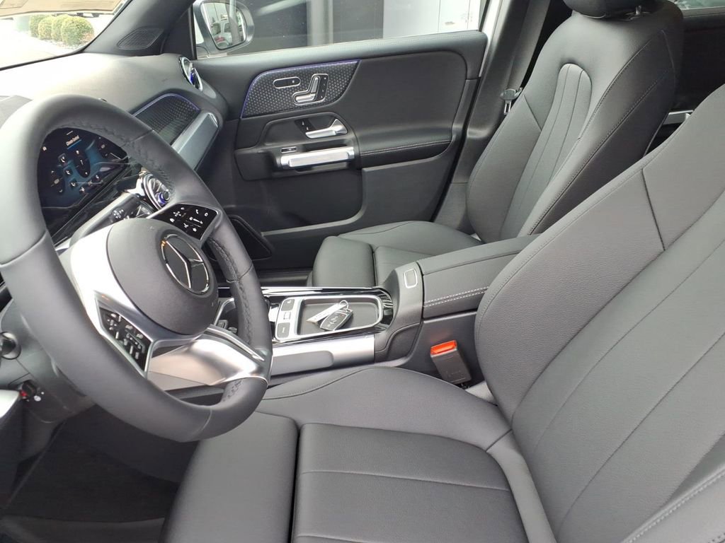 New 2026 Mercedes-Benz GLB 250 4MATIC image 14
