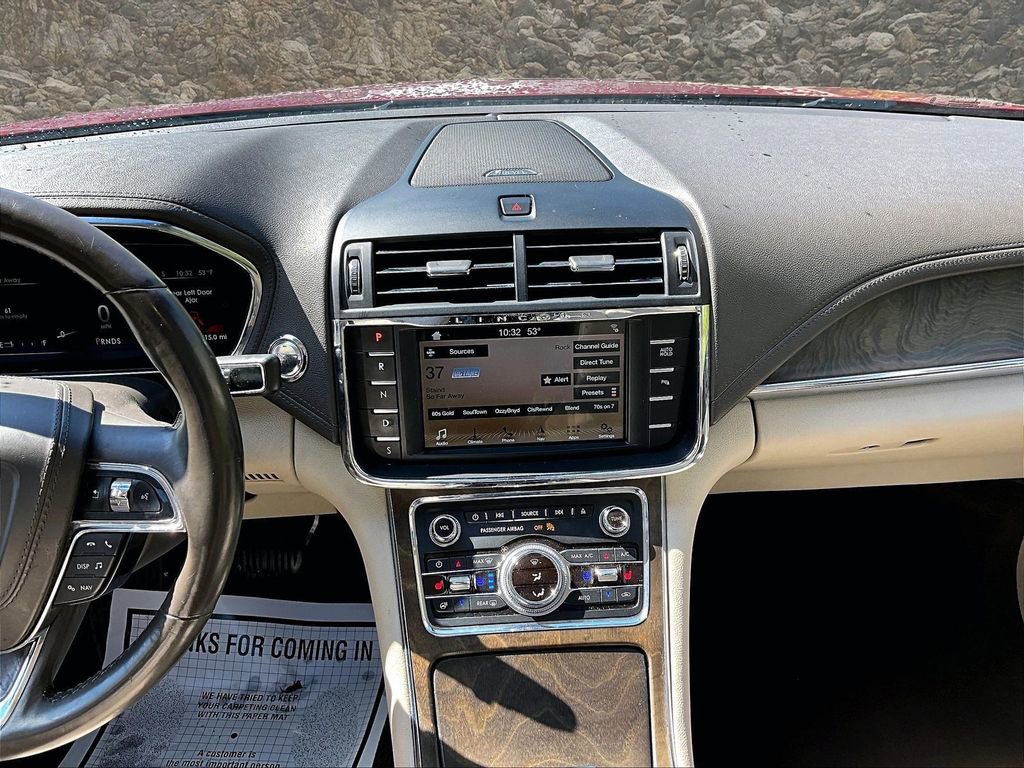 Used 2018 Lincoln Continental Reserve w/ Continental Climate Package AWD/4WD image 6