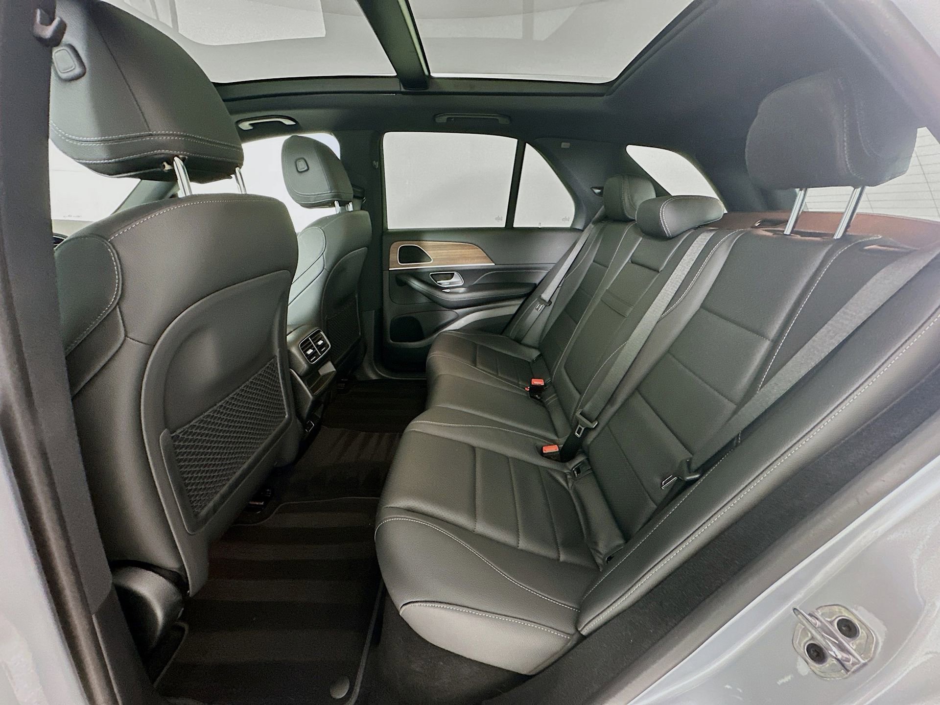 Certified 2025 Mercedes-Benz GLE 350 4MATIC image 26
