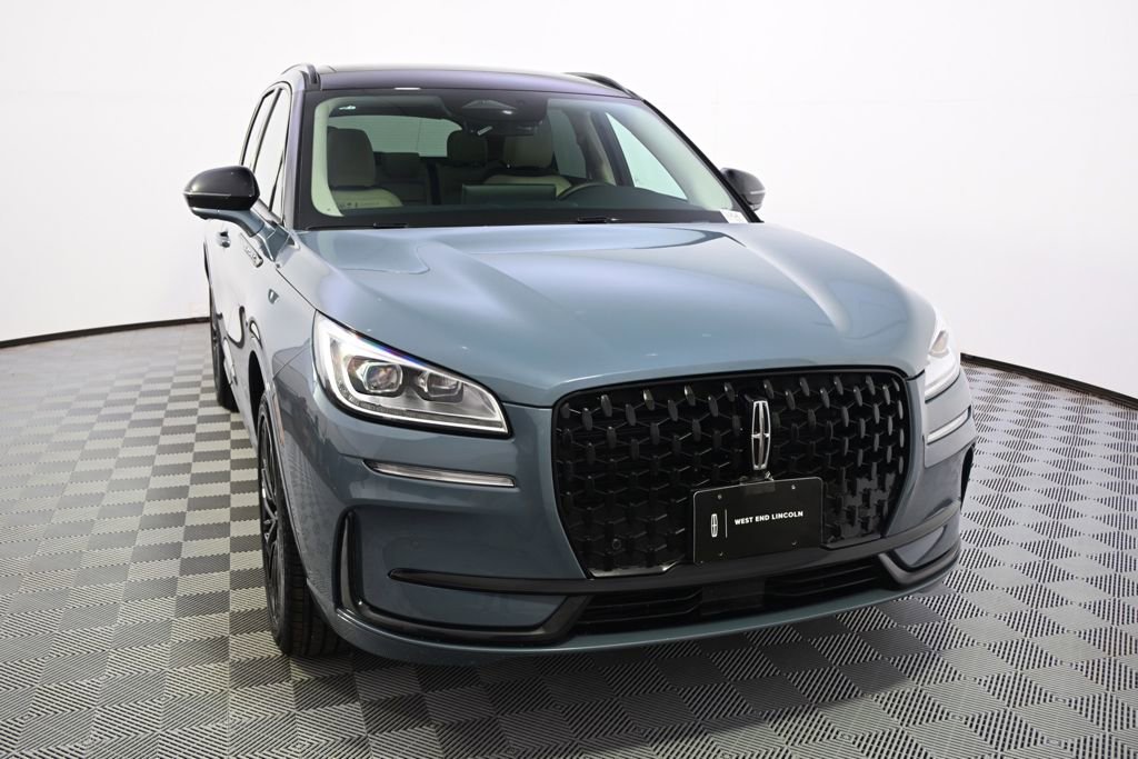 New 2026 Lincoln Corsair Reserve w/ Jet Appearance Package image 9