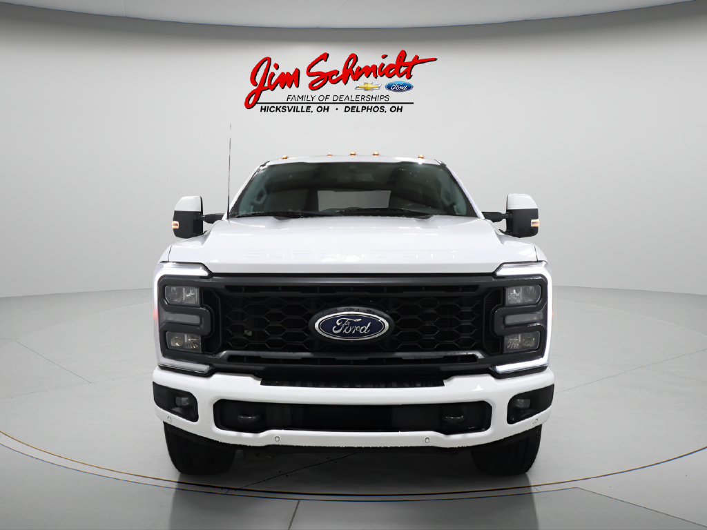 Used 2023 Ford F250 Lariat w/ Lariat Ultimate Package AWD/4WD image 3