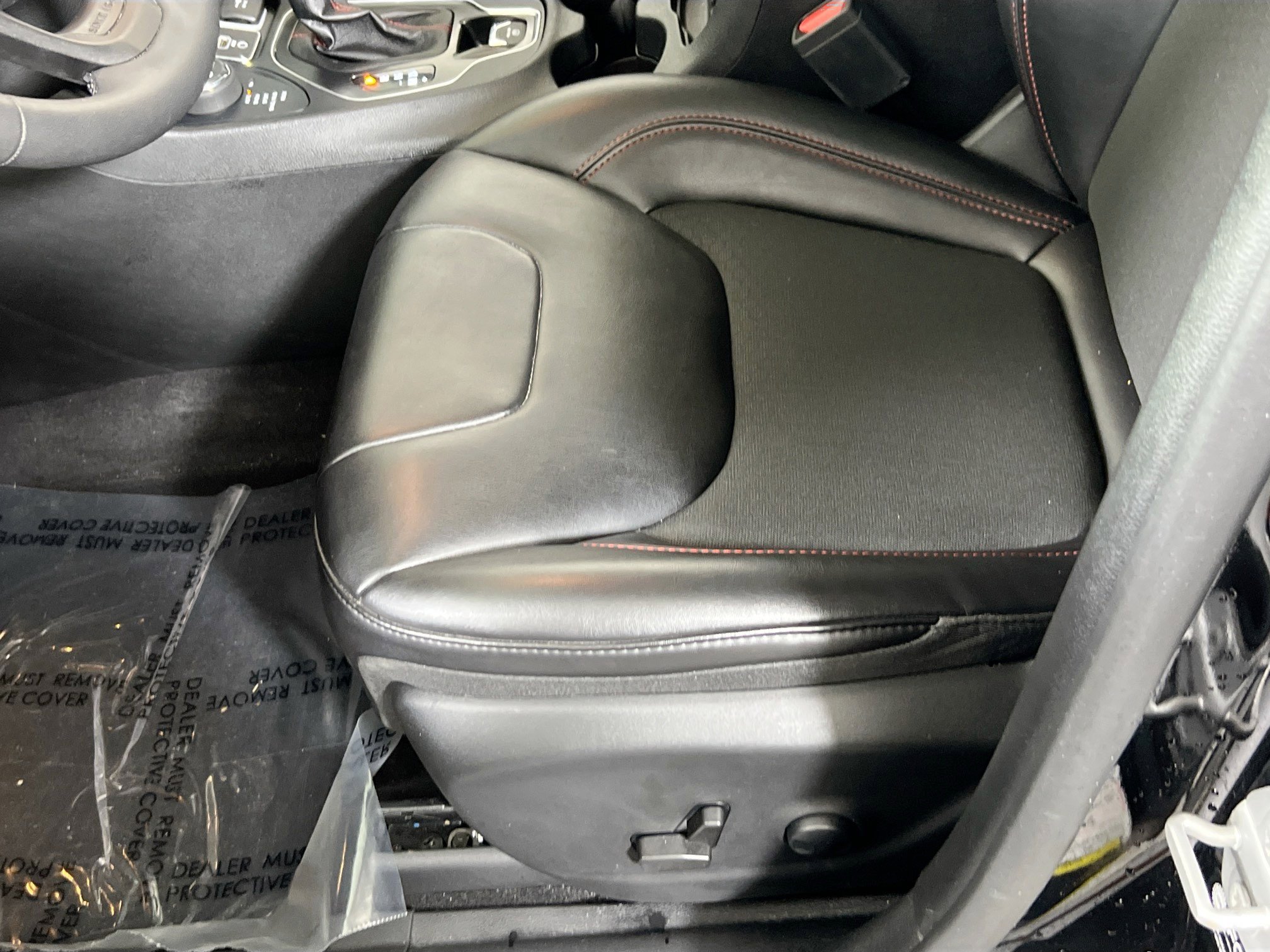 Used 2022 Jeep Cherokee Trailhawk w/ Sun, Sound & Nav Group image 19