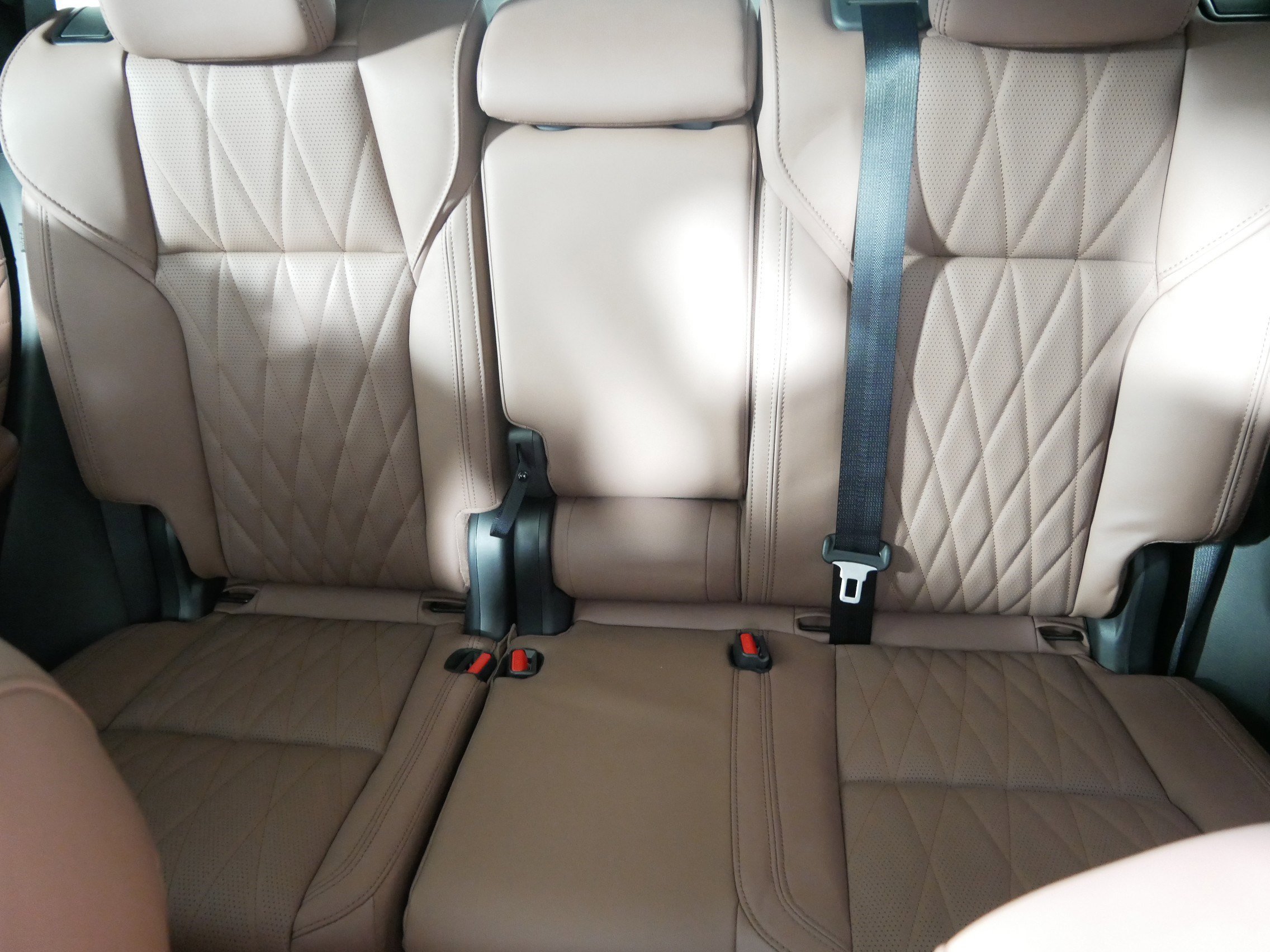 New 2025 Mitsubishi Outlander SEL image 3