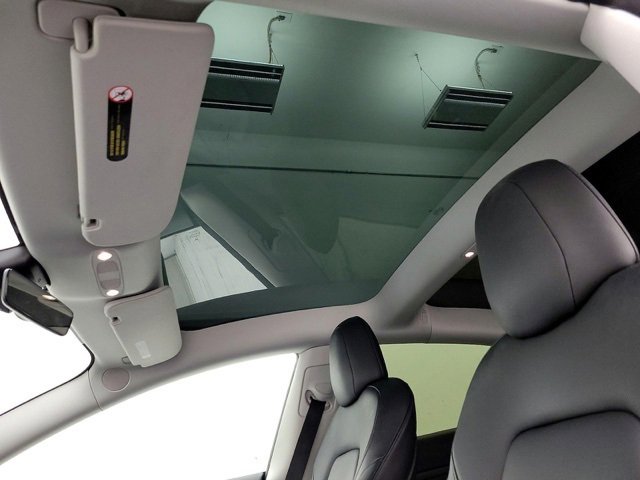 Used 2022 Tesla Model 3 Long Range image 3