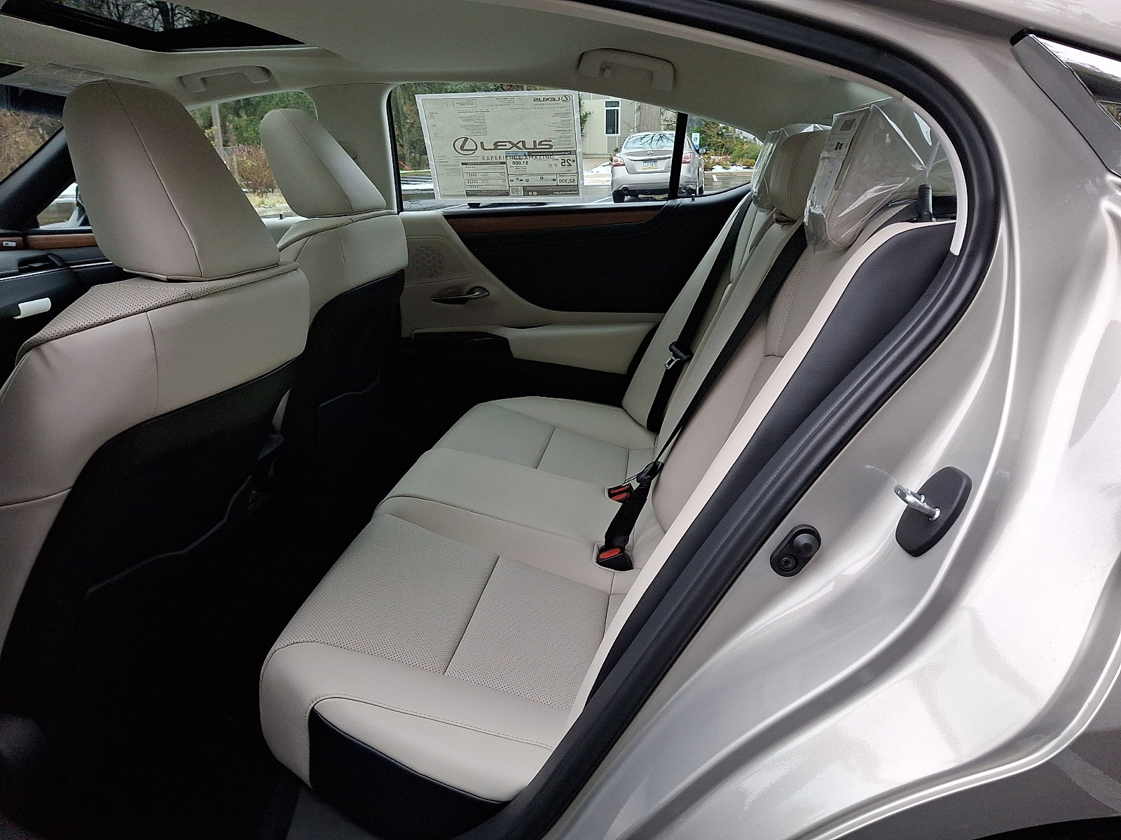 New 2025 Lexus ES 350 Premium image 6