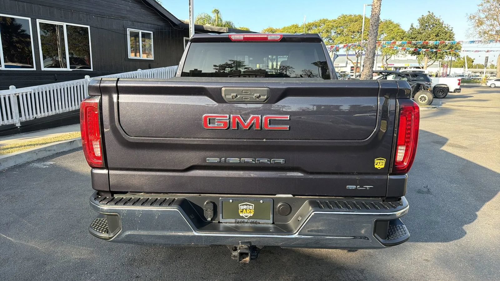 Used 2025 GMC Sierra 1500 SLT RWD image 7