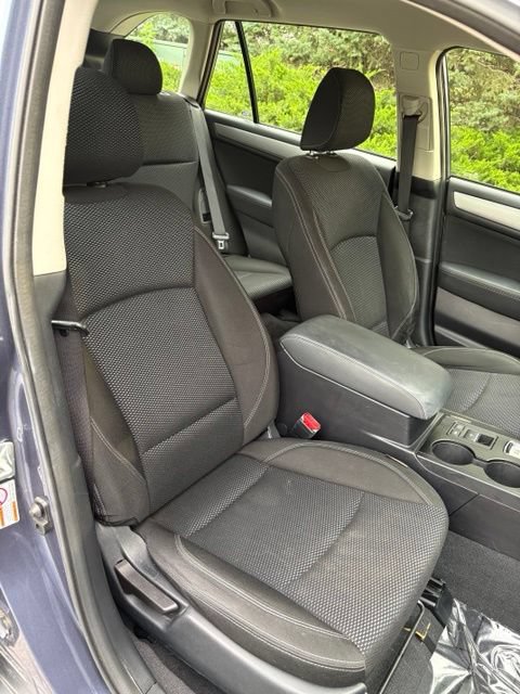 Used 2018 Subaru Outback 2.5i AWD/4WD image 16