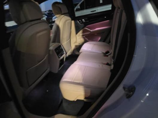 Used 2019 Porsche Cayenne S AWD/4WD image 5