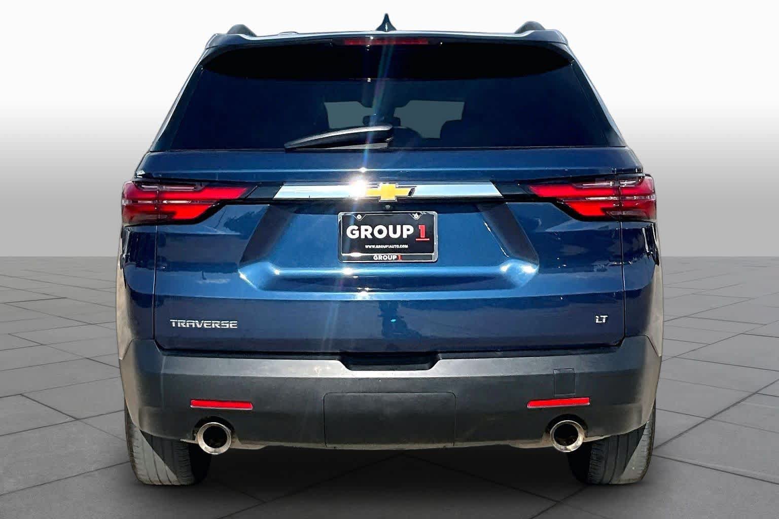 Used 2023 Chevrolet Traverse LT FWD image 5